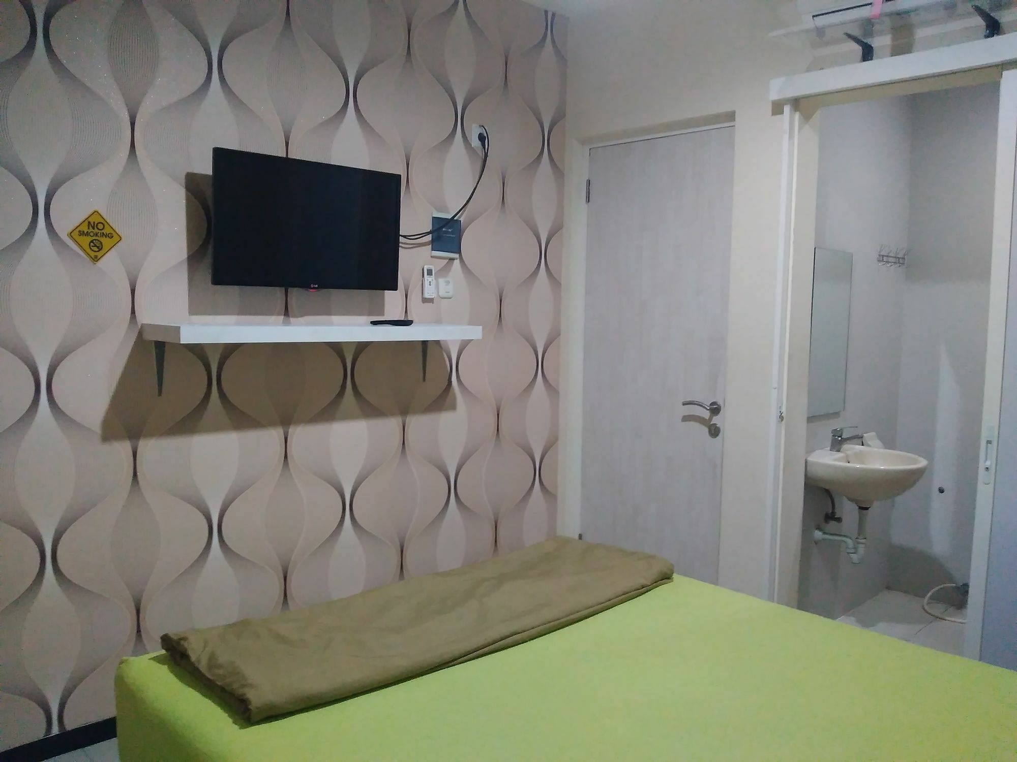 Budget Guest House Tunas Mandiri Jaya มะลัง ภายนอก รูปภาพ